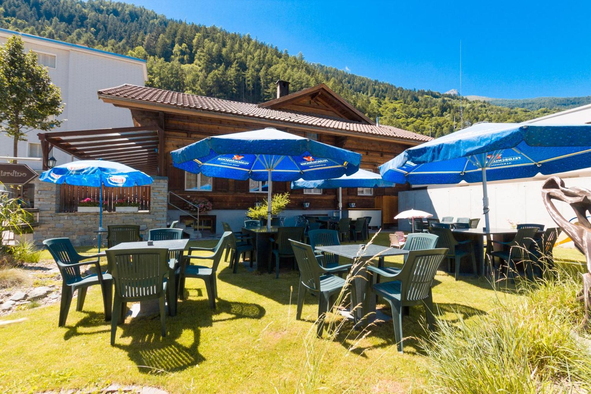 Ristorante Pensione Chalet Stazione Poschiavo Exterior photo