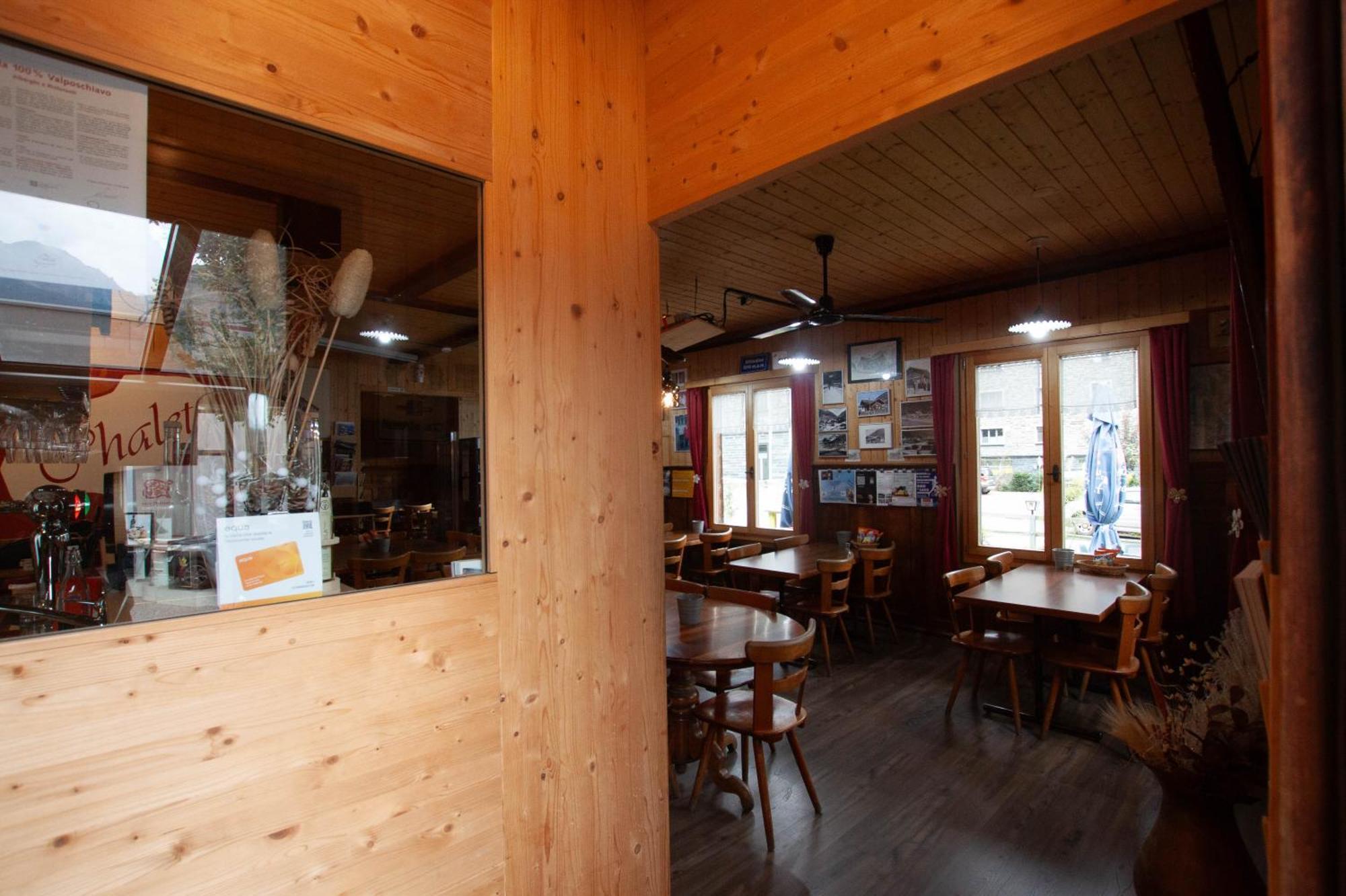 Ristorante Pensione Chalet Stazione Poschiavo Exterior photo